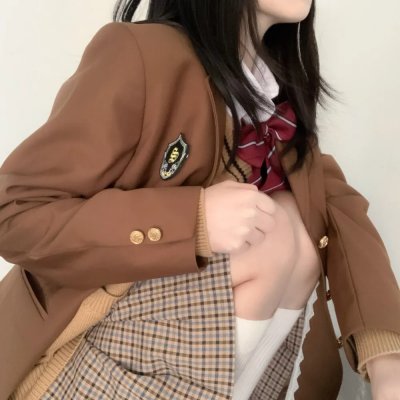 翘楚